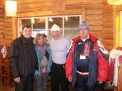 Представители Движения "Развитие" с Олимпийским чемпионом по фигурному катанию А.Сихарулидзе.  ГЦ"Золотая долина" 